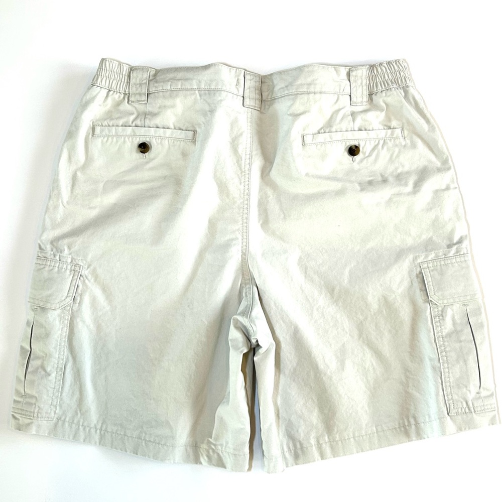 L.L. Bean Tropic-Weight Cargo Shorts in Stone Comfort Waist 9” Men’s Sz 38 - Picture 7 of 14